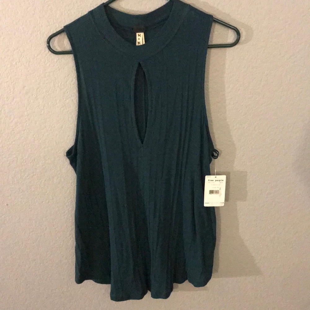 Free people key hole top, size M